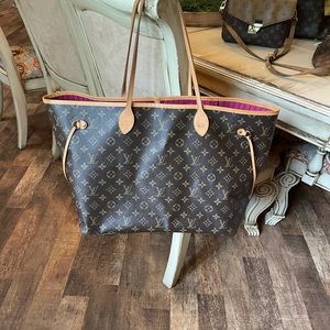 AUTHENTIC NEVERFULL GM with Peony lining